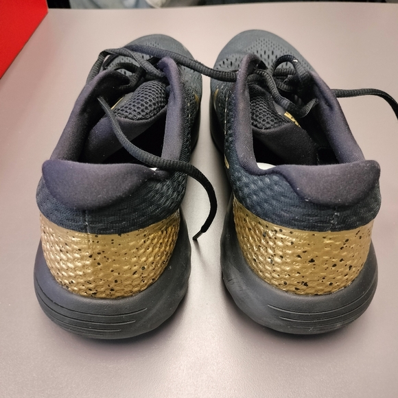 Lunarglide 8 Gold Pack - Picture 6 of 8